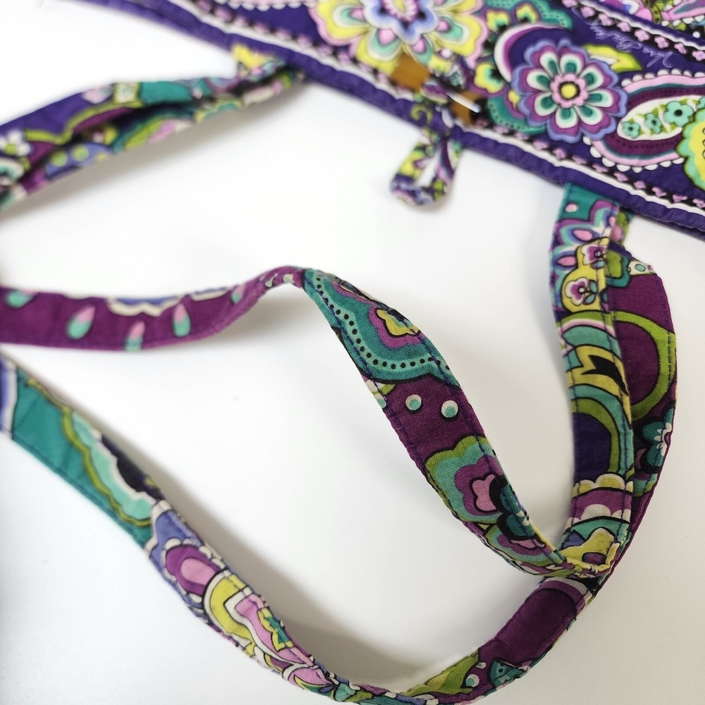 Vera Bradley Heather Paisley Toggle Tote Bag - Picture 4 of 10
